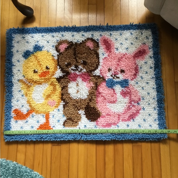 Vintage Latch Hook Rug for Baby’s Room - Picture 4 of 4
